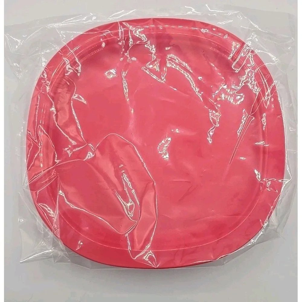 Tupperware‎ Microwave Reheatable Luncheon Plates Sq 9.5